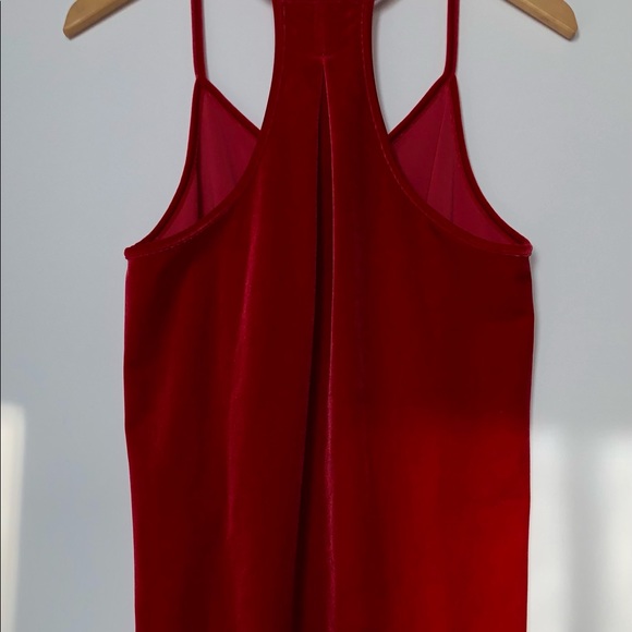 Red velvet Gap tank top - Picture 3 of 4